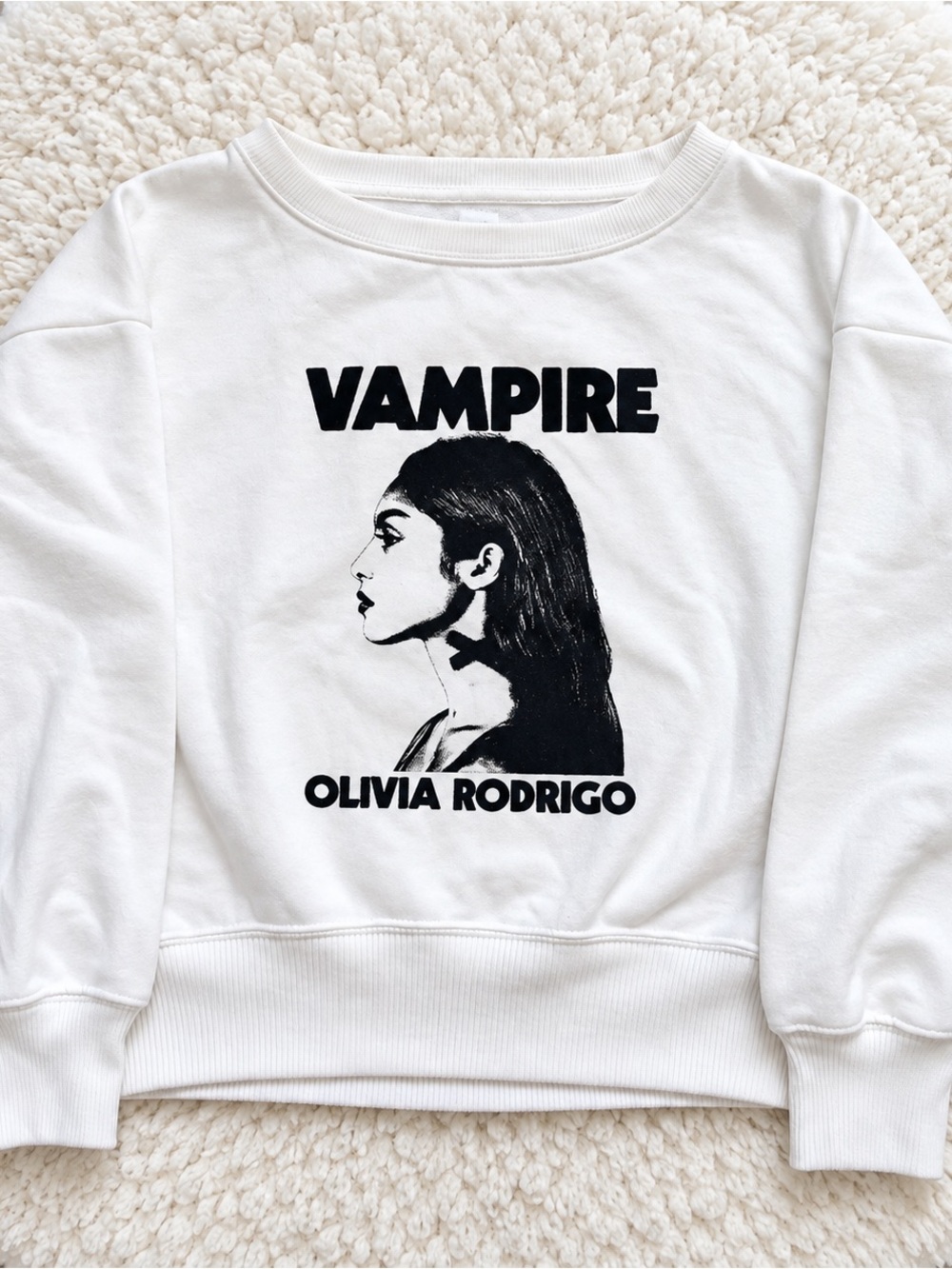 abercrombie kids White Olivia Rodrigo 'Vampire' Graphic Sweatshirt Size 11/12